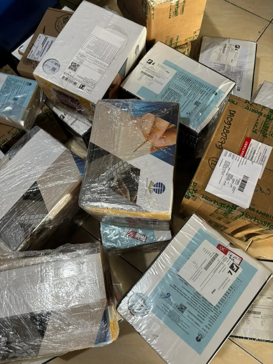 Paket pelanggan siap dikirim oleh Dumai Send